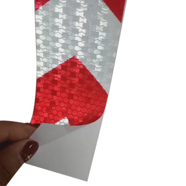 fita-adesiva-refletivo-luz-farol-branco-vermelho-seta