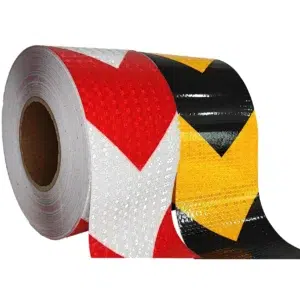 Fita adesiva seguranca reflete luz seta sentido 10cm Largura