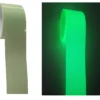 faixa fita adesivo brilha escuro foto iluminescente rolo verde reflete luz 2